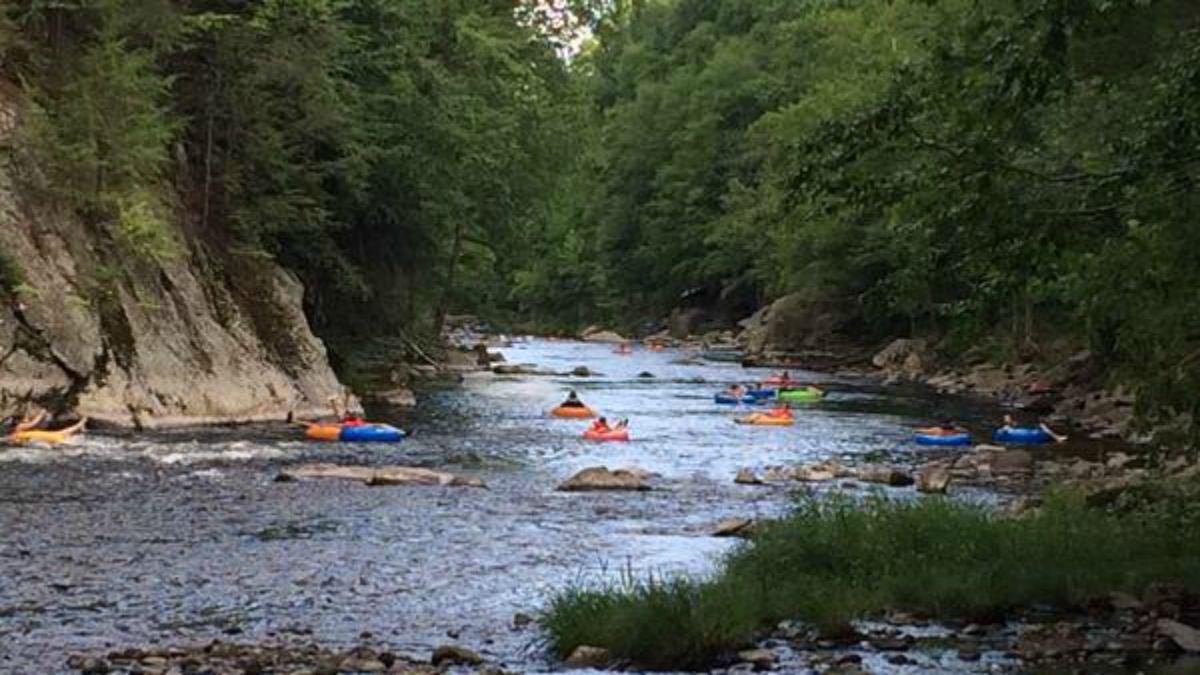 Farmington River Tubing